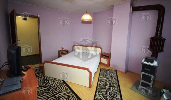 Image No.10-3 Bed House for sale