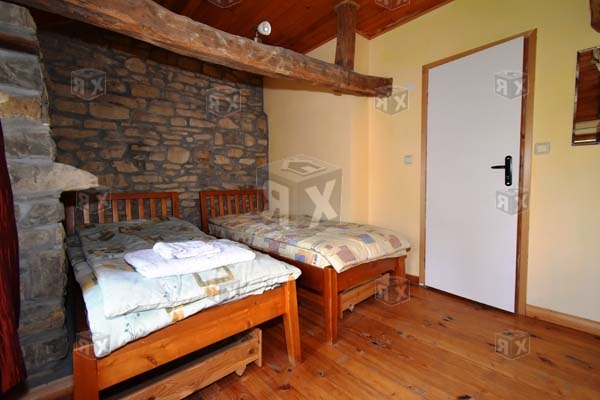 Image No.15-4 Bed House for sale