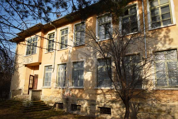 Image No.30-House for sale