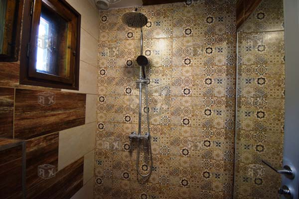 Image No.11-2 Bed House for sale