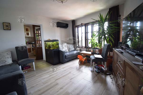 Image No.4-2 Bed House for sale