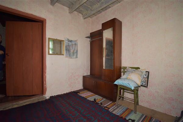 Image No.10-3 Bed House for sale