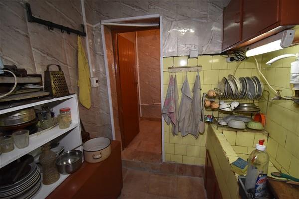 Image No.8-3 Bed House for sale