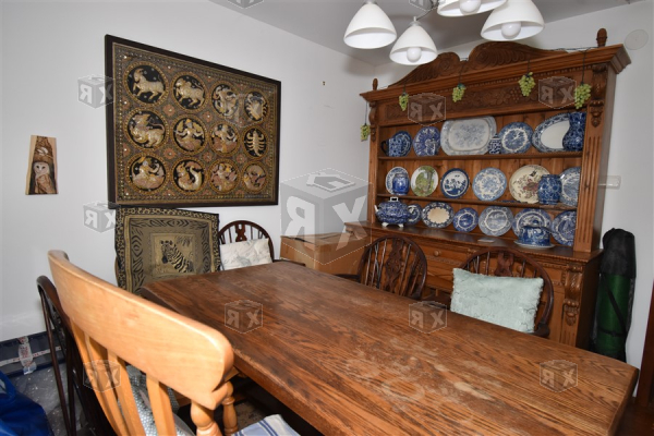 Image No.10-3 Bed House for sale