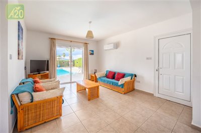 Detached Villa For Sale  in  Argaka