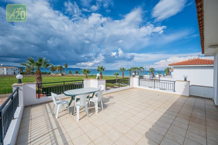 Image No.21-2 Bed Villa for sale