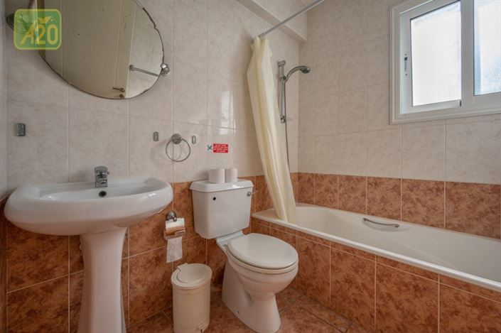 Image No.23-2 Bed Villa for sale