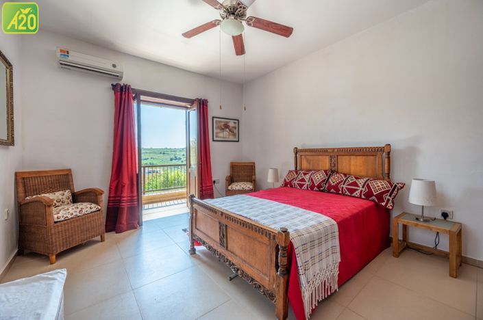 Image No.17-4 Bed Villa for sale