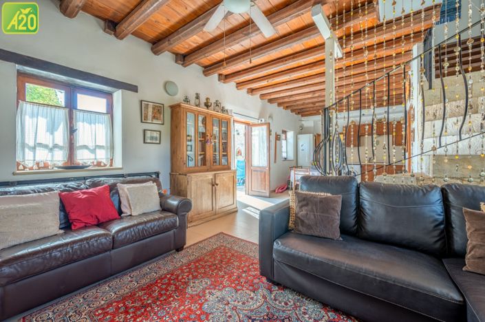 Image No.10-4 Bed Villa for sale