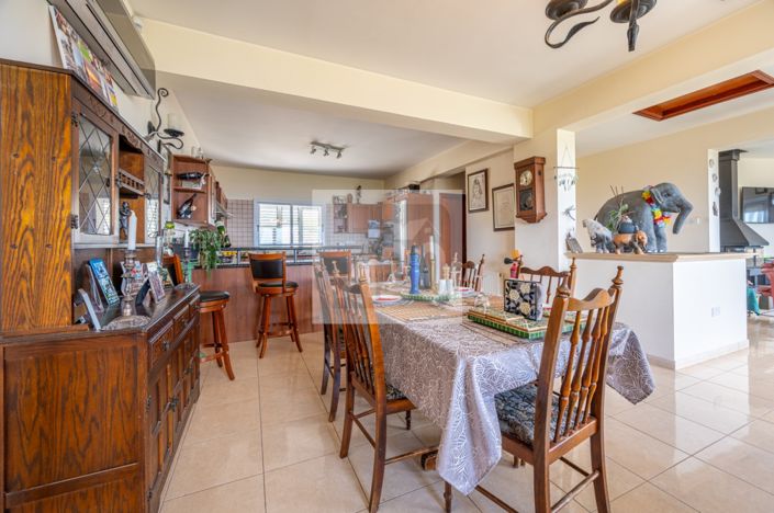 Image No.20-4 Bed Villa for sale