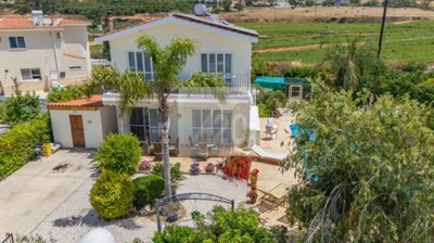 Detached Villa For Sale  in  Argaka
