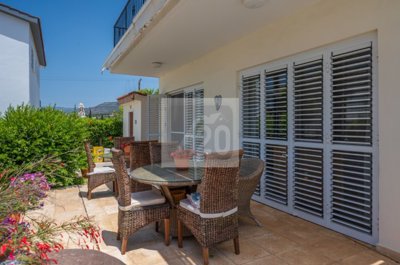 Detached Villa For Sale  in  Argaka