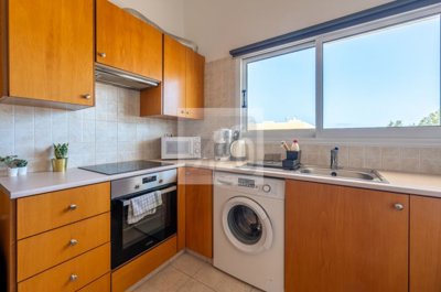 Studio For Sale  in  Polis