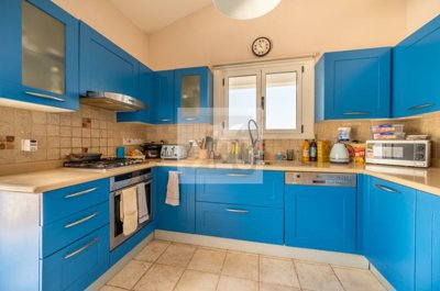 Bungalow For Sale  in  Lasa