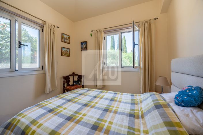 Image No.21-2 Bed Bungalow for sale