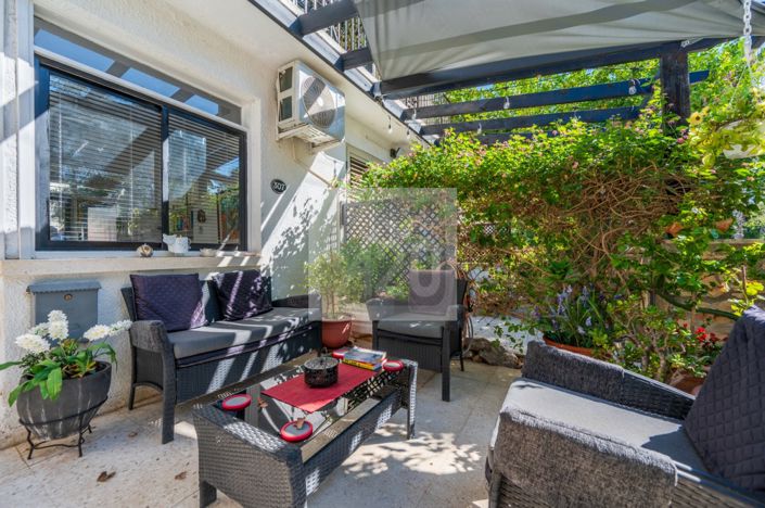 Image No.7-1 Bed Townhouse for sale