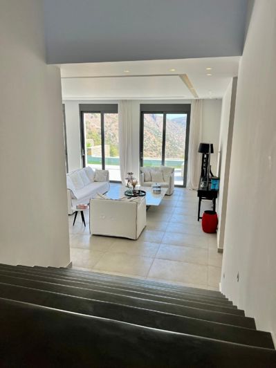 Image No.13-6 Bed Villa for sale