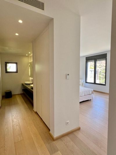 Image No.18-6 Bed Villa for sale