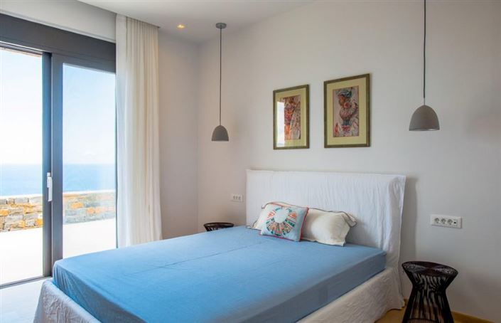 Image No.19-6 Bed Villa for sale