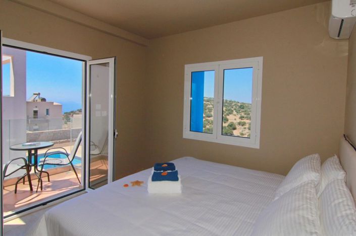 Image No.8-3 Bed Villa for sale