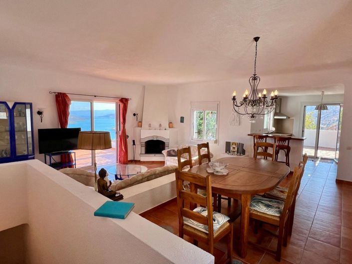 Image No.7-3 Bed Villa for sale