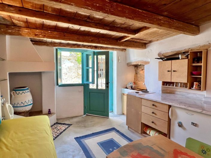 Image No.10-1 Bed House for sale