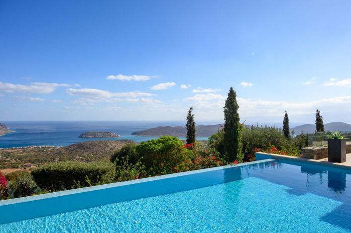 Image No.2-6 Bed Villa for sale