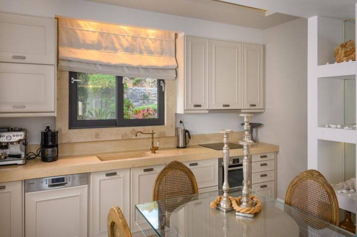 Image No.14-6 Bed Villa for sale