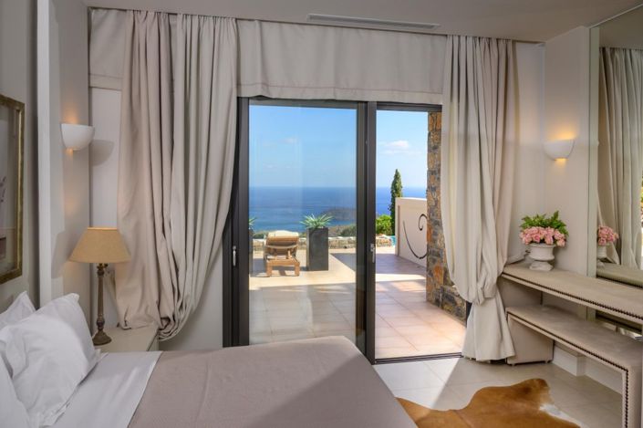 Image No.15-6 Bed Villa for sale