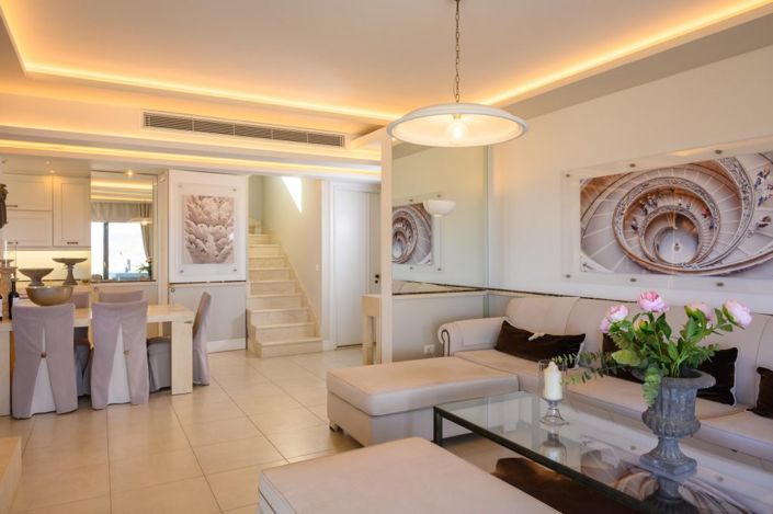 Image No.19-6 Bed Villa for sale