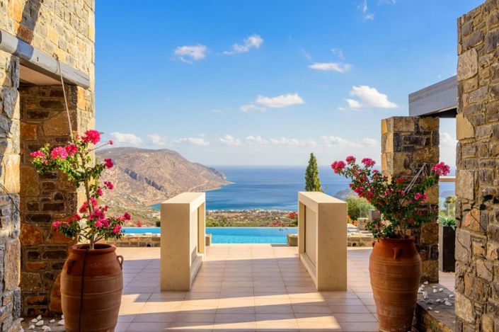 Image No.3-6 Bed Villa for sale