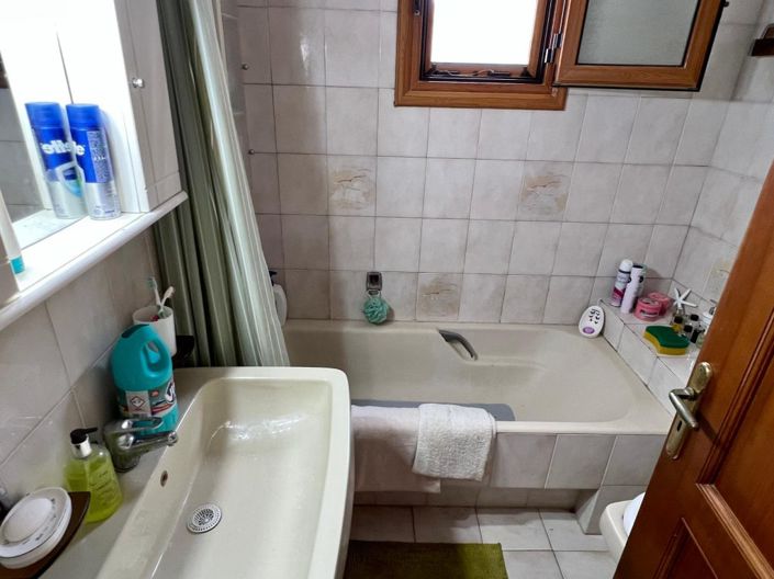 Image No.11-2 Bed Apartment for sale