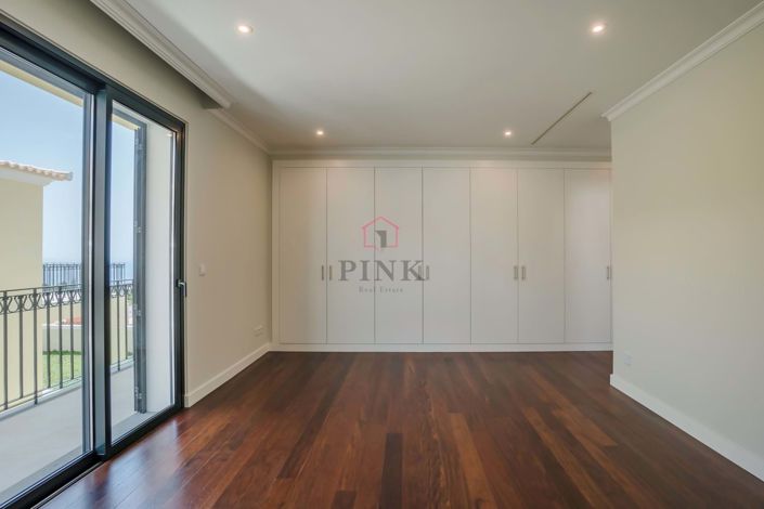 Image No.20-3 Bed Villa for sale