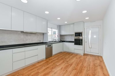 1862-440516-20eb4152a9fbcfd5b78c9c0612bb54ff9