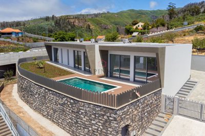 1862-490130-20eb4152a9fbcfd5b78c9c0612bb54ff9