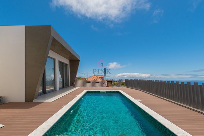 Image No.4-3 Bed Villa for sale