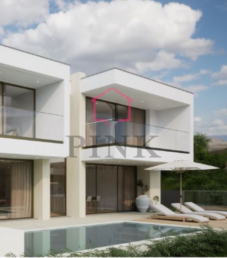 Image No.11-3 Bed Villa for sale