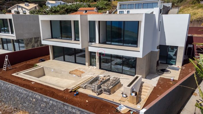 Image No.5-3 Bed Villa for sale