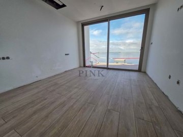 1862-523339-20eb4152a9fbcfd5b78c9c0612bb54ff9