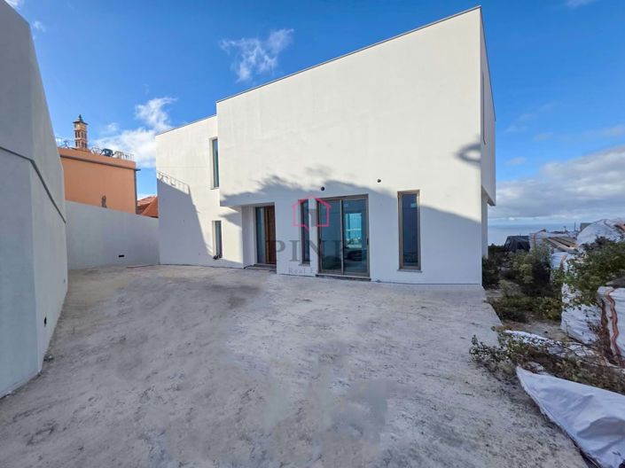 Image No.3-Villa de 4 chambres à vendre à Ribeira Brava