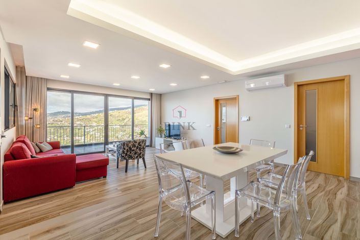 Image No.15-3 Bed Villa for sale