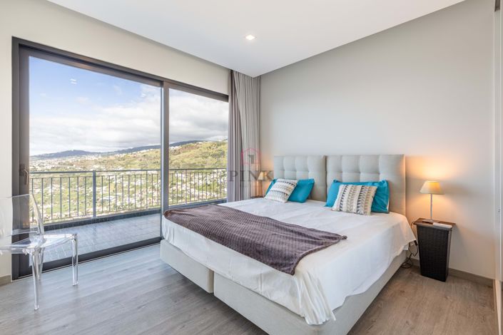 Image No.18-3 Bed Villa for sale