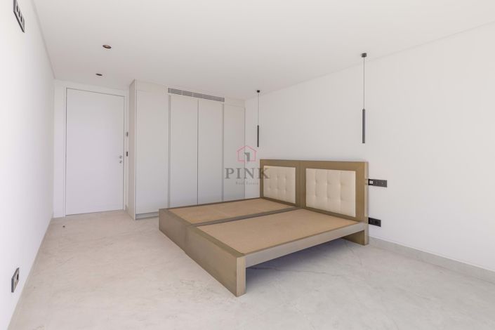 Image No.51-4 Bed Villa for sale