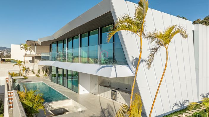 Image No.6-4 Bed Villa for sale