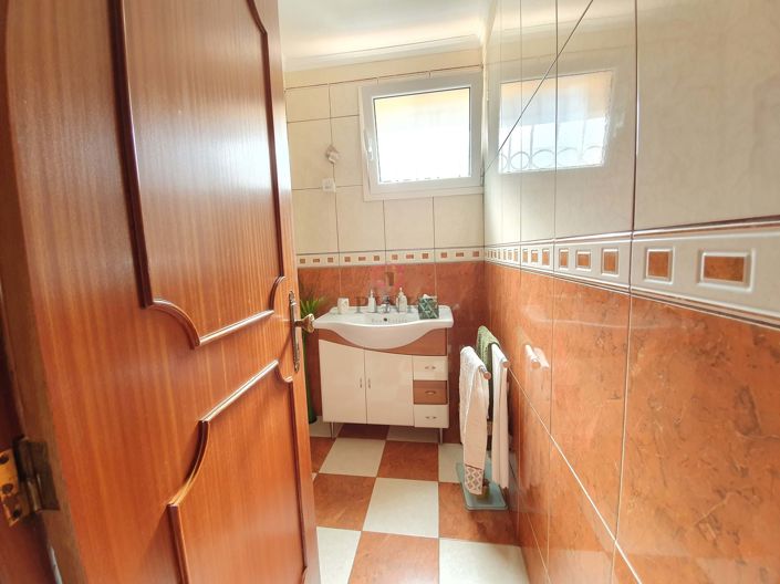 Image No.23-5 Bed Villa for sale