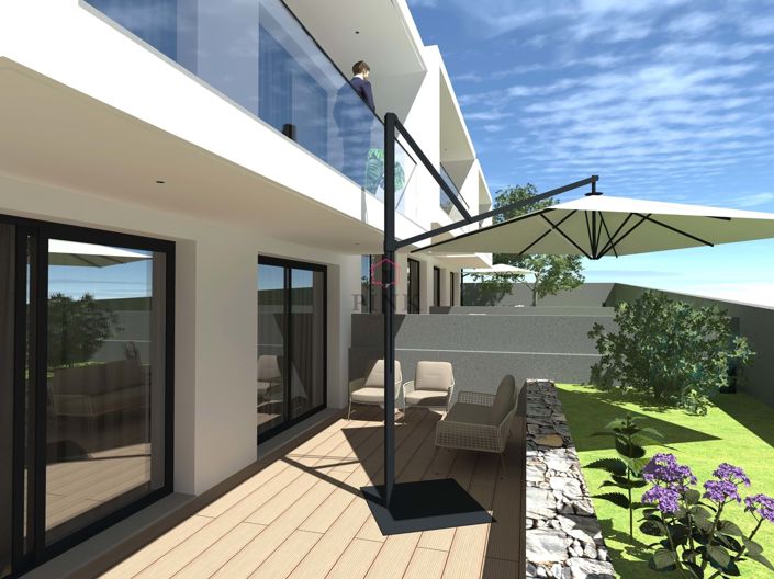 Image No.3-3 Bed Townhouse for sale