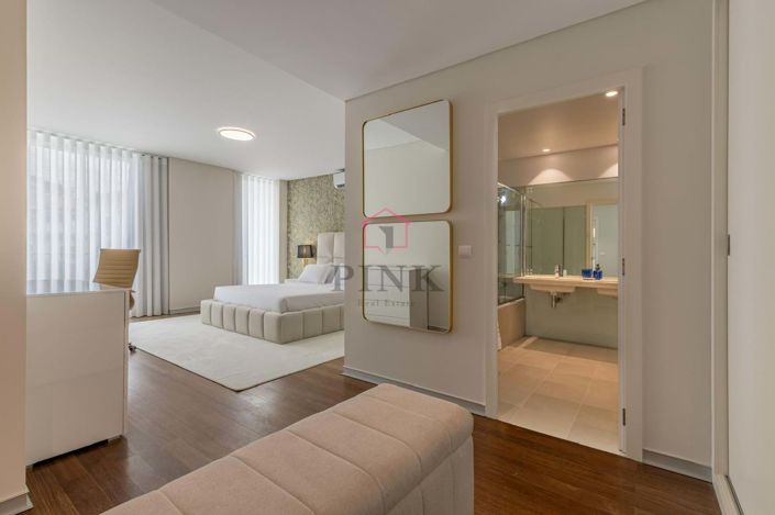 Image No.11-3 Bed Apartment for sale