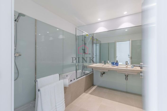 Image No.12-3 Bed Apartment for sale