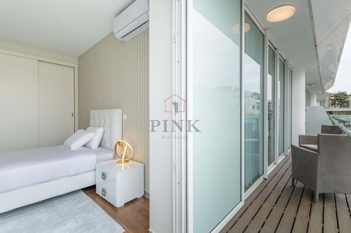 Image No.17-3 Bed Apartment for sale