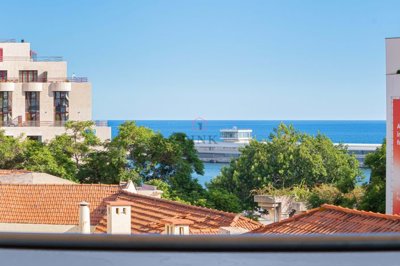 1862-640224-20eb4152a9fbcfd5b78c9c0612bb54ff9